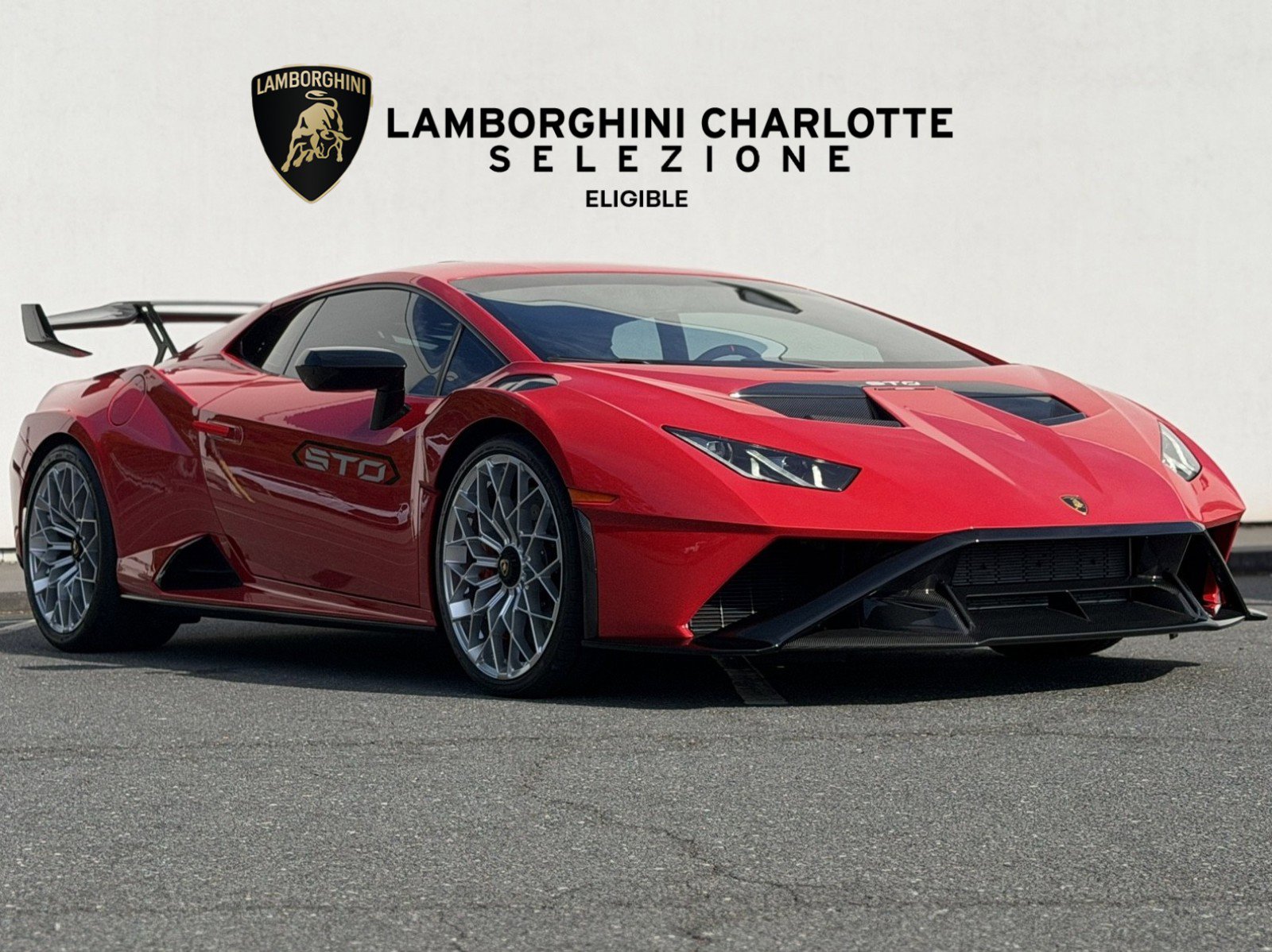 Used 2024 Lamborghini Huracan STO RWD image 1