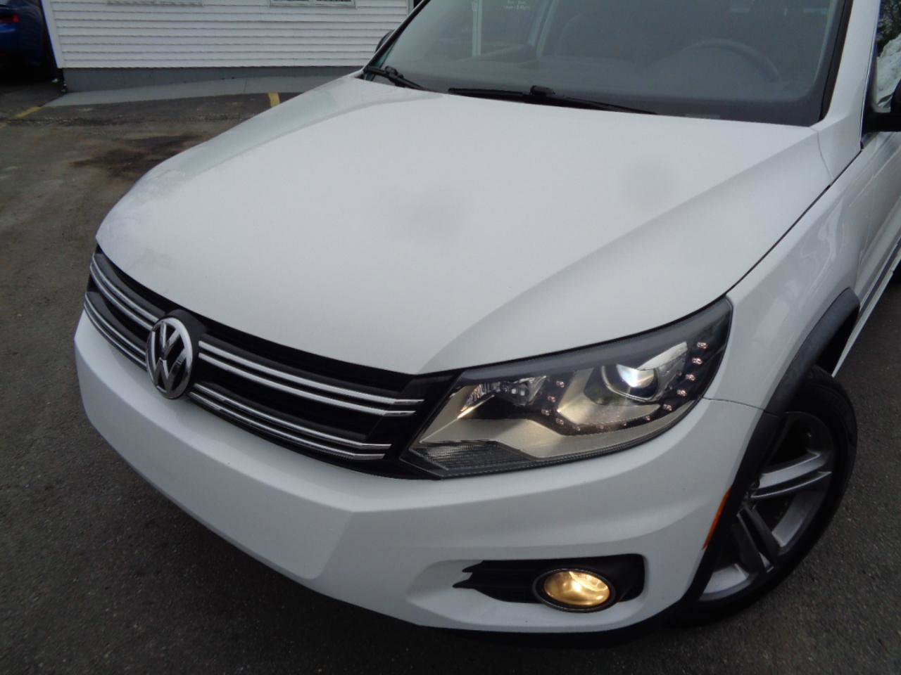 Used 2017 Volkswagen Tiguan Sport image 19