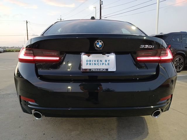 New 2026 BMW 330i Sedan RWD image 8