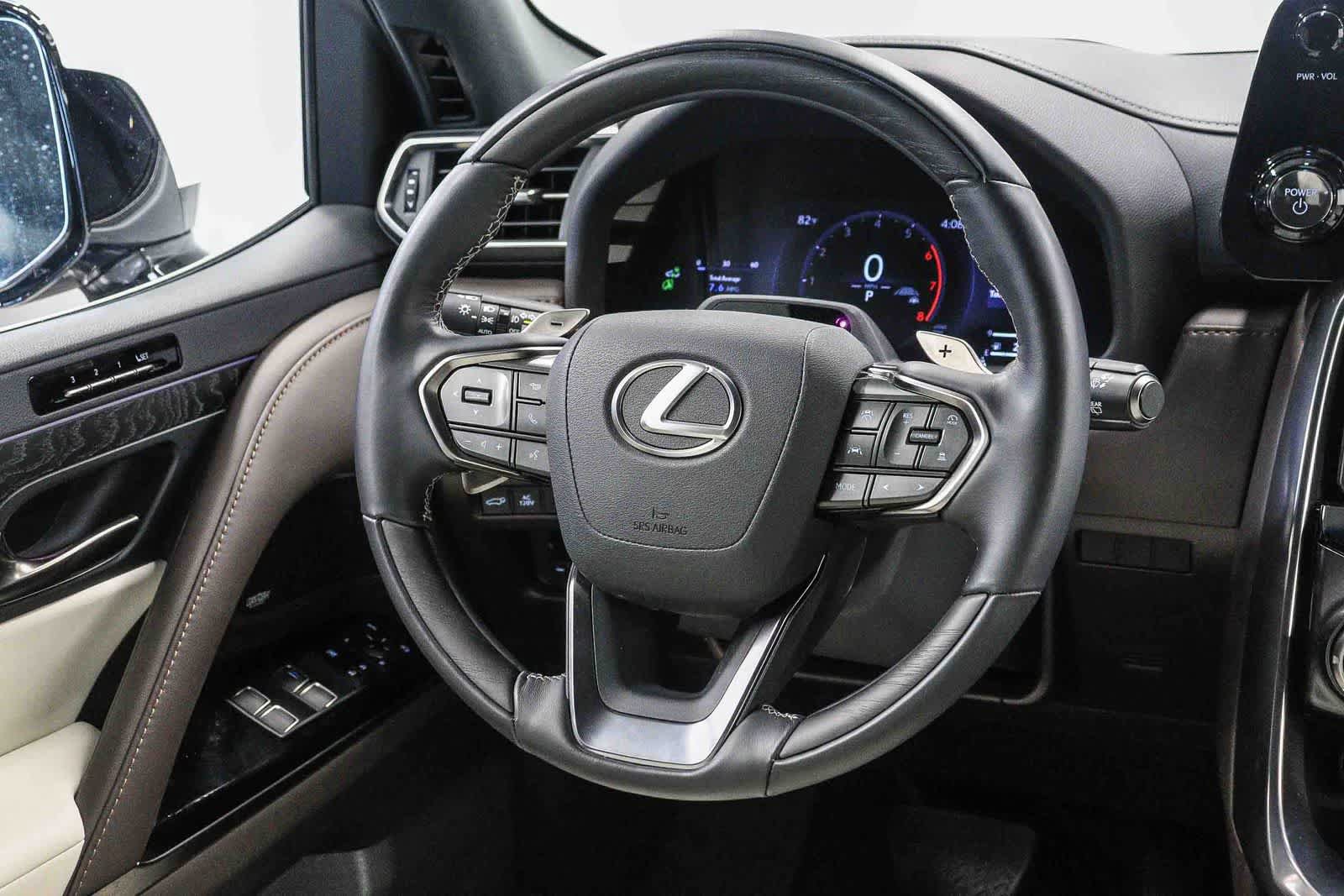 Certified 2025 Lexus LX 700h Luxury AWD/4WD image 17