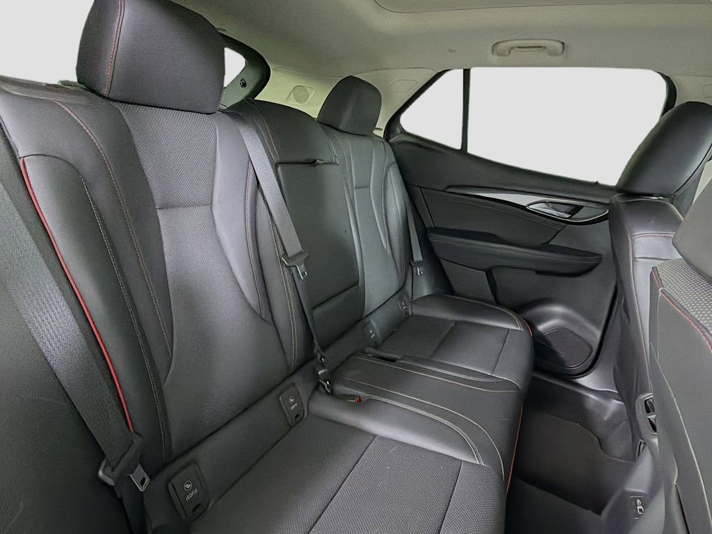 Used 2023 Buick Envision Essence w/ Sport Touring Package image 32