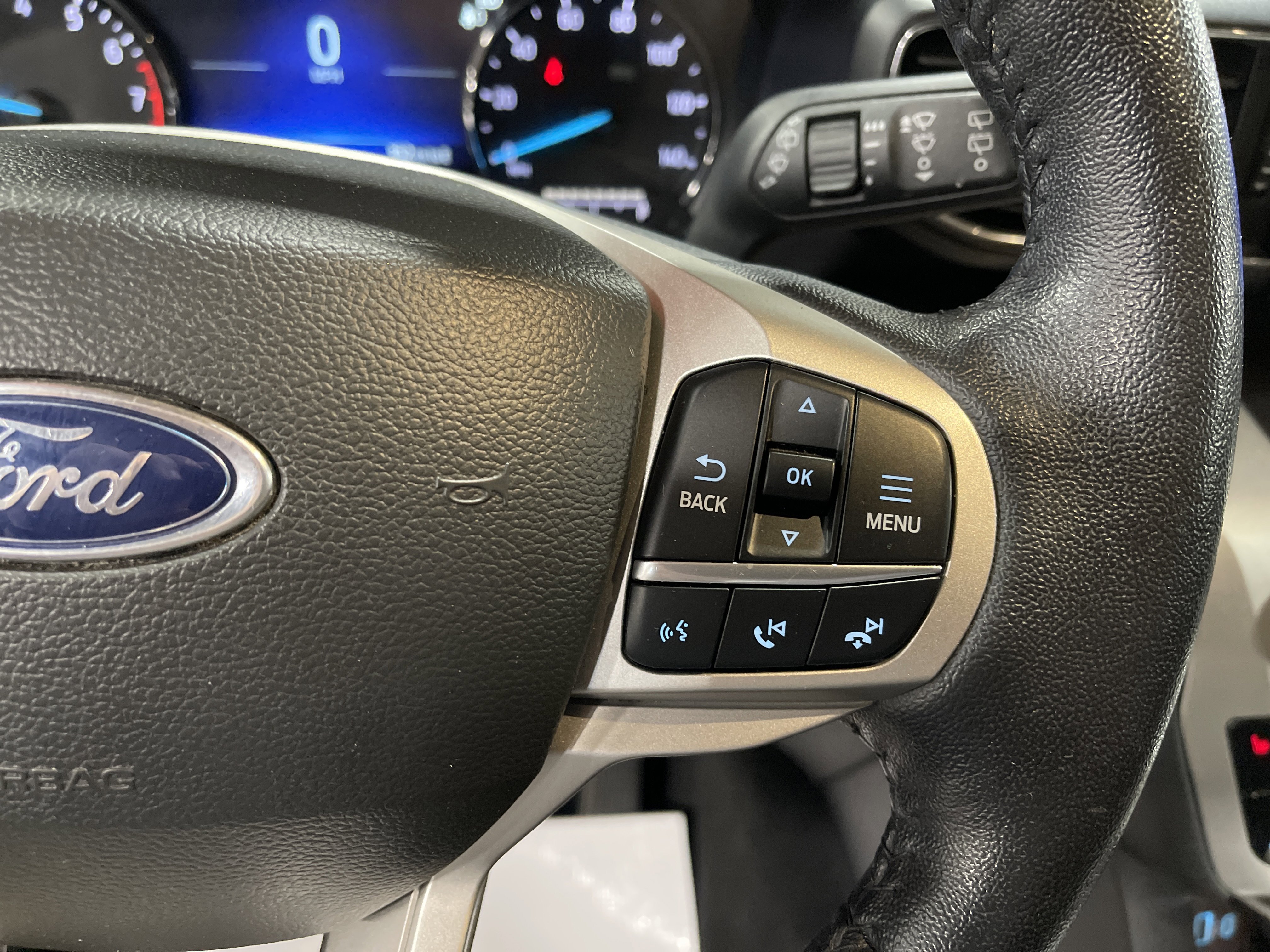 Used 2022 Ford Explorer XLT w/ Equipment Group 202A image 20