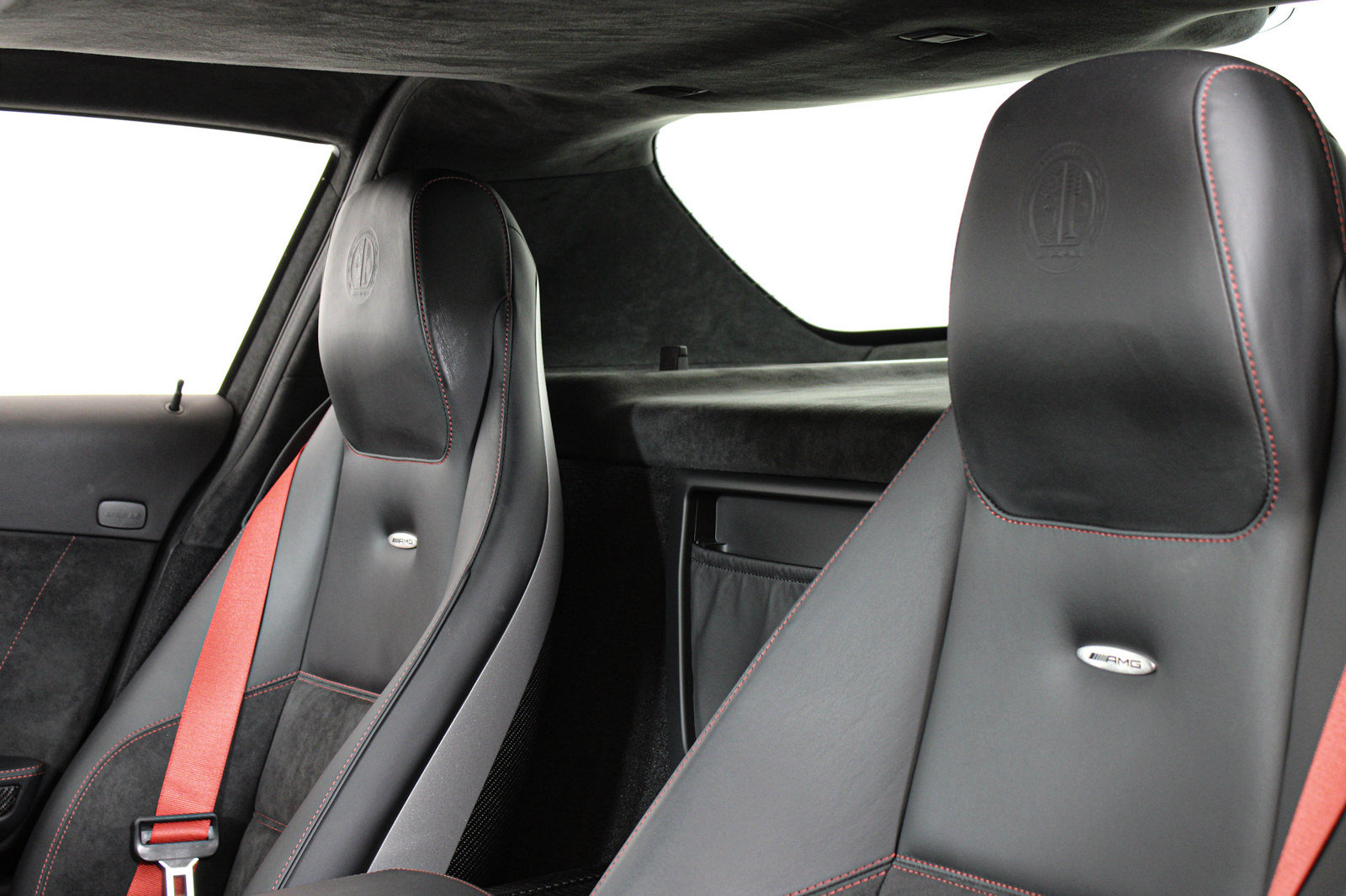 Used 2014 Mercedes-Benz SLS AMG Black Series image 34