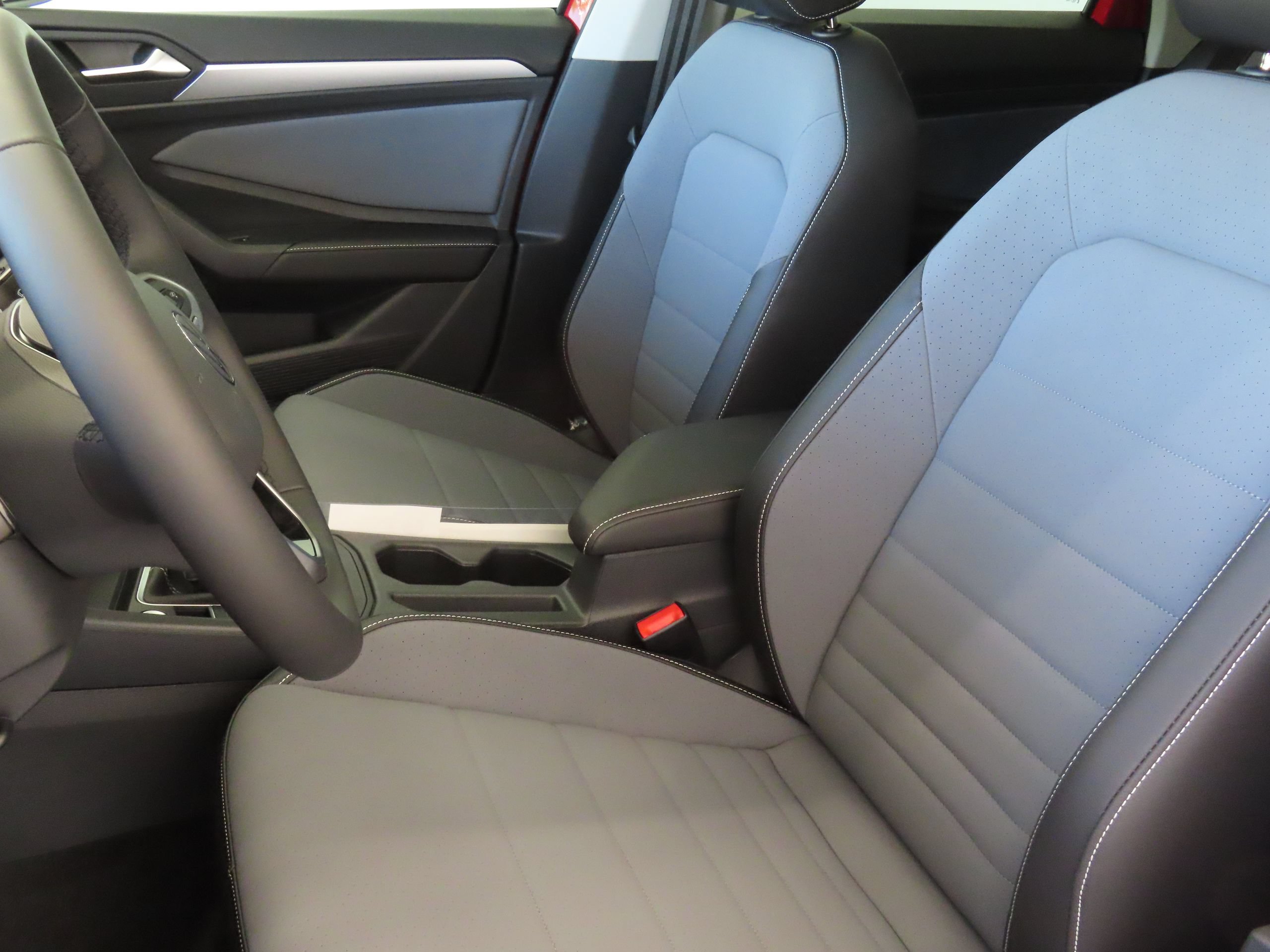 New 2026 Volkswagen Jetta SE FWD image 11