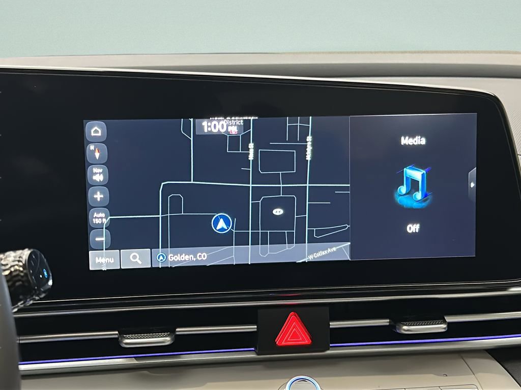 Certified 2025 Hyundai Elantra Limited image 24