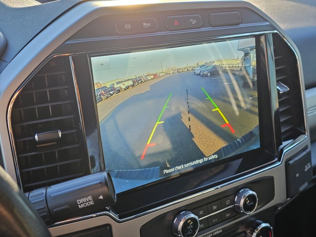 Used 2022 Ford F350 Lariat w/ FX4 Off-Road Package image 30