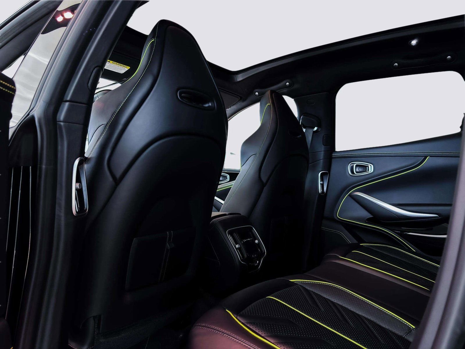 New 2026 Aston Martin DBX S image 37