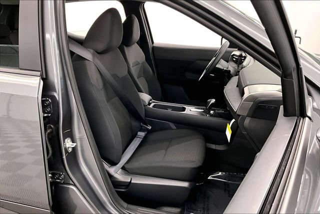 New 2026 Nissan Kicks S image 32