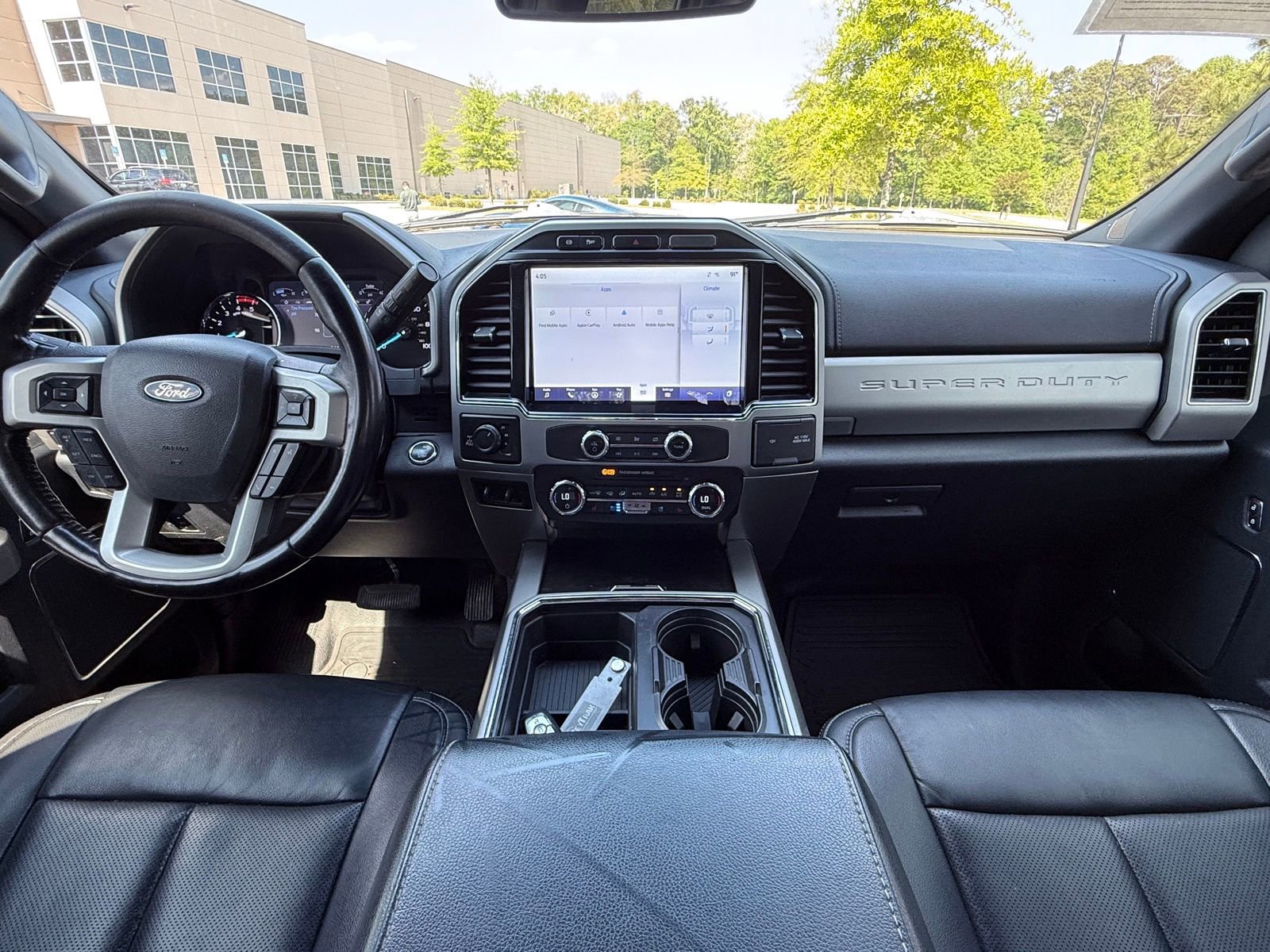 Used 2022 Ford F350 Lariat w/ Black Appearance Package AWD/4WD image 23