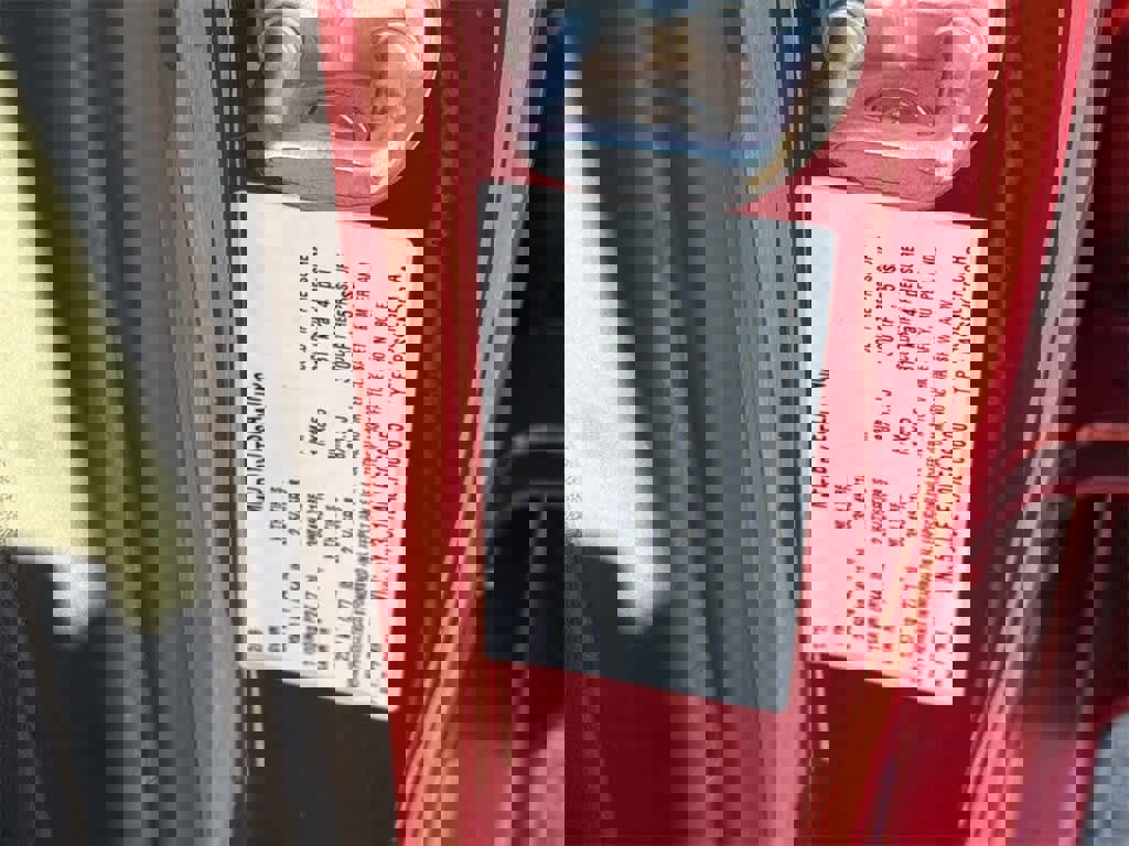 Used 2020 Tesla Model 3 Standard Range Plus image 9