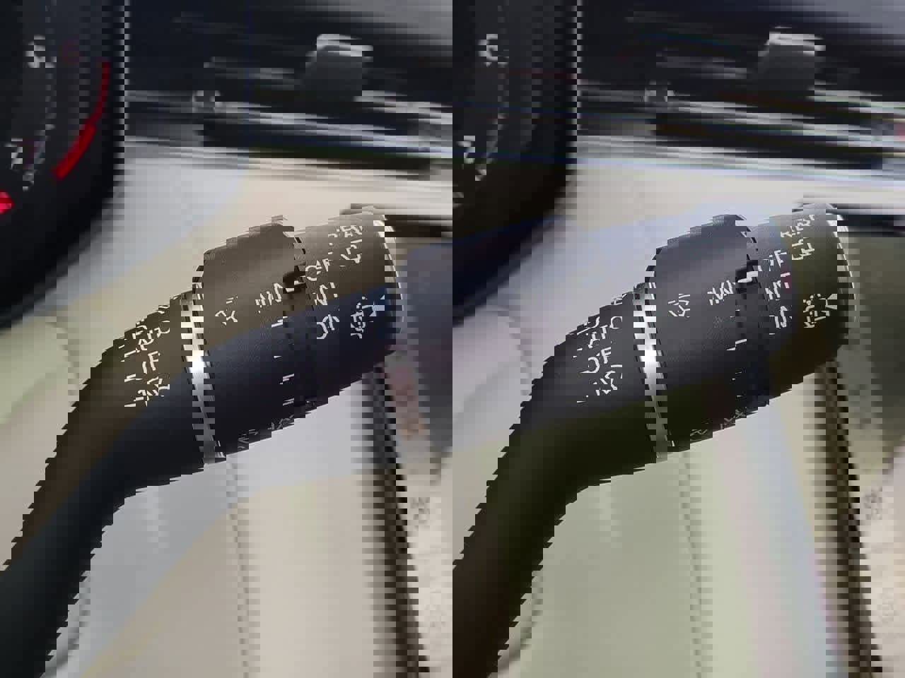 Certified 2024 Land Rover Range Rover SE image 26