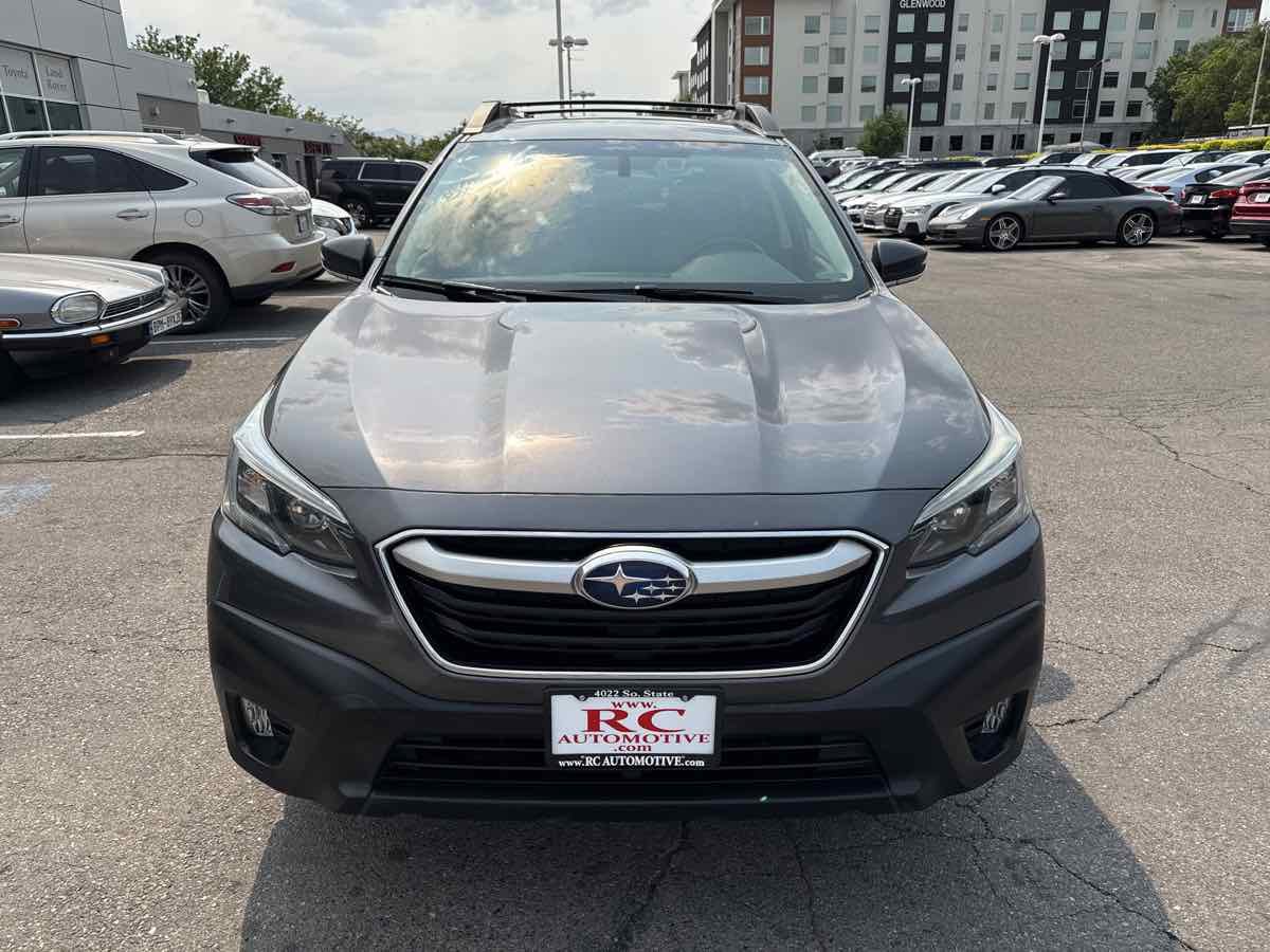Used 2022 Subaru Outback Premium AWD/4WD image 3