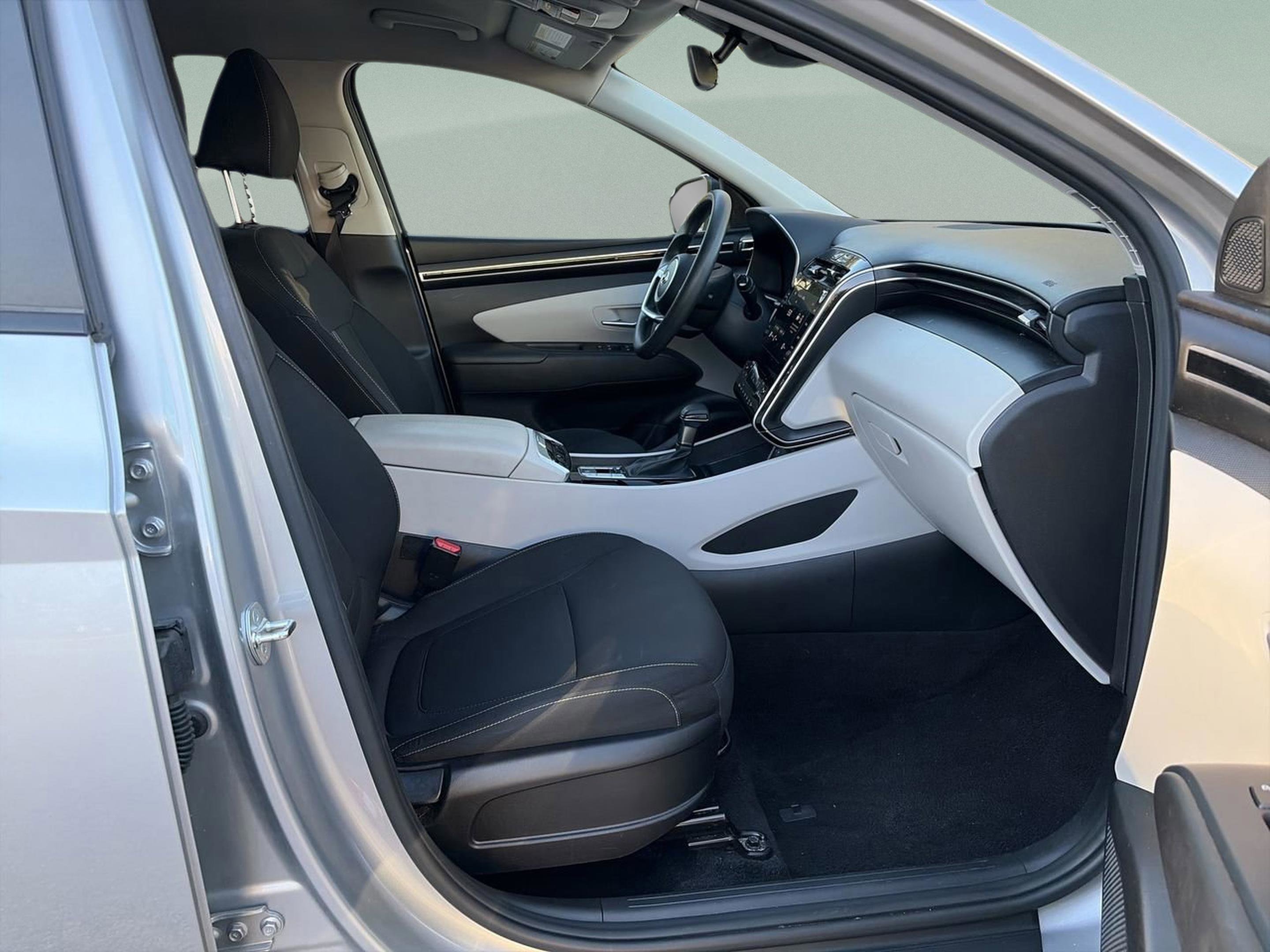 Used 2024 Hyundai Tucson SEL image 18