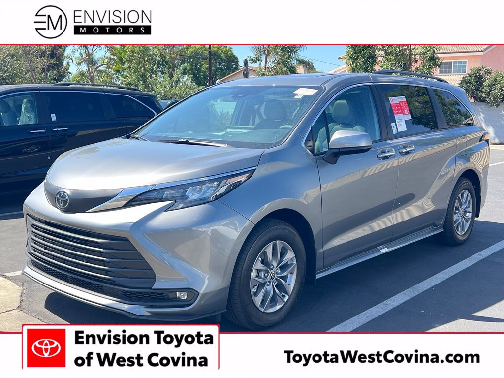 Used 2026 Toyota Sienna XLE