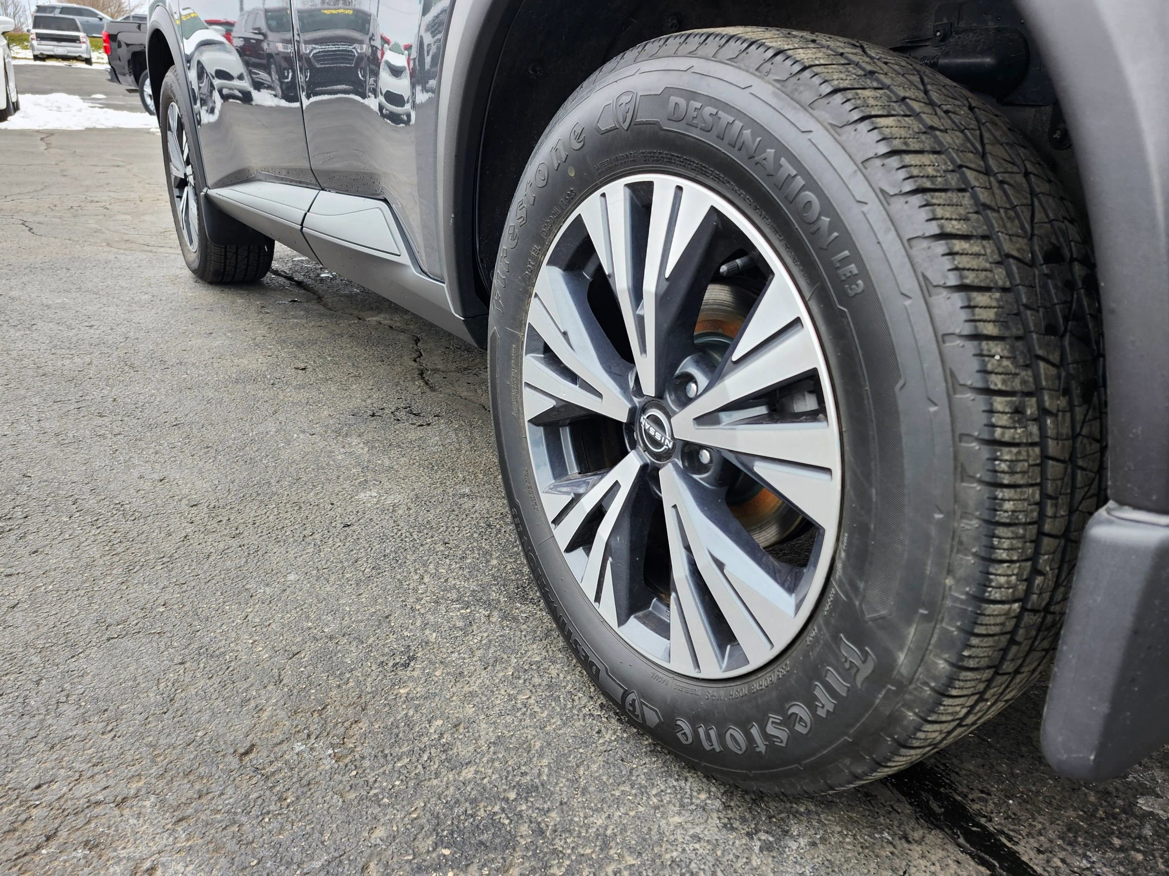 Used 2022 Nissan Rogue SV w/ SV Premium Package image 36