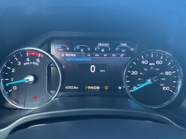 Used 2022 Ford F250 Lariat w/ Black Appearance Package image 24