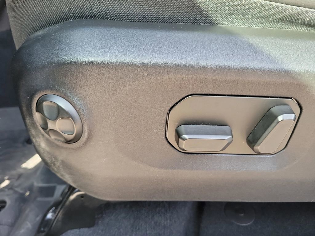 Used 2024 Jeep Wrangler Unlimited Rubicon image 26