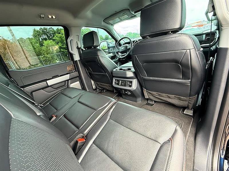Used 2024 Ford F250 Lariat w/ Sport Appearance Package AWD/4WD image 32