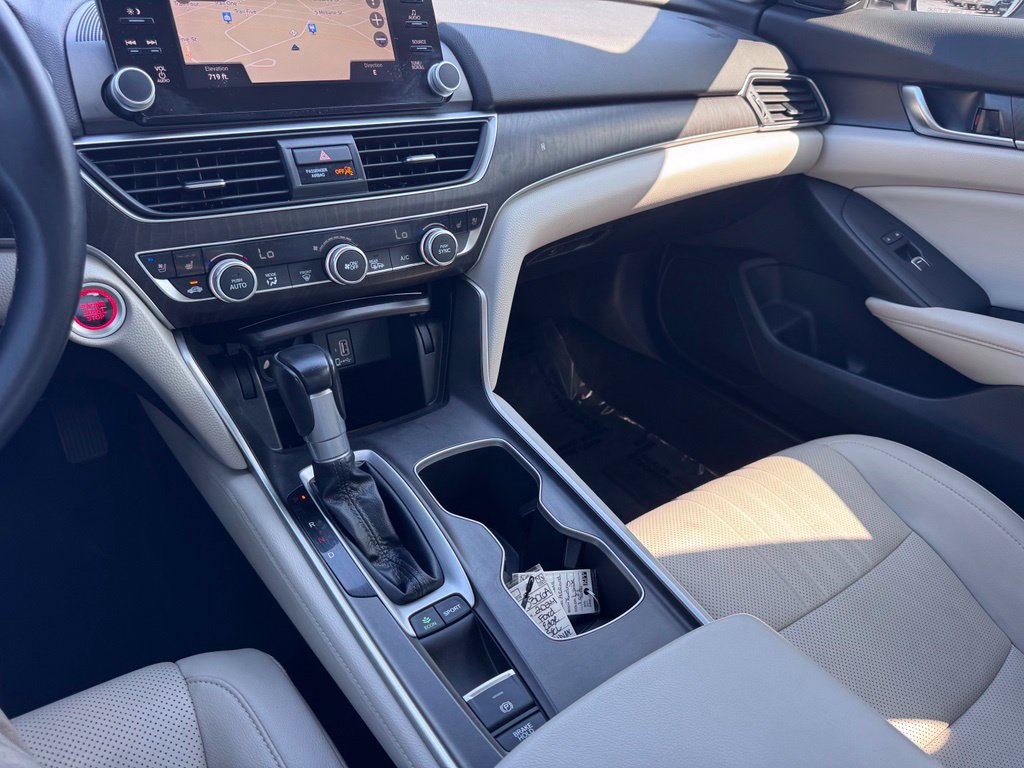 Used 2018 Honda Accord Touring image 28