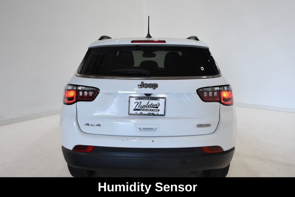 Used 2025 Jeep Compass Latitude w/ Sun & Sound Group AWD/4WD image 6