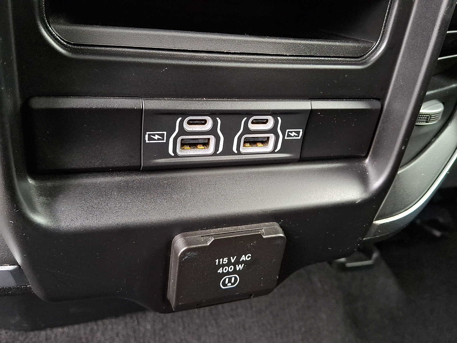 Used 2025 RAM 1500 Big Horn AWD/4WD image 11