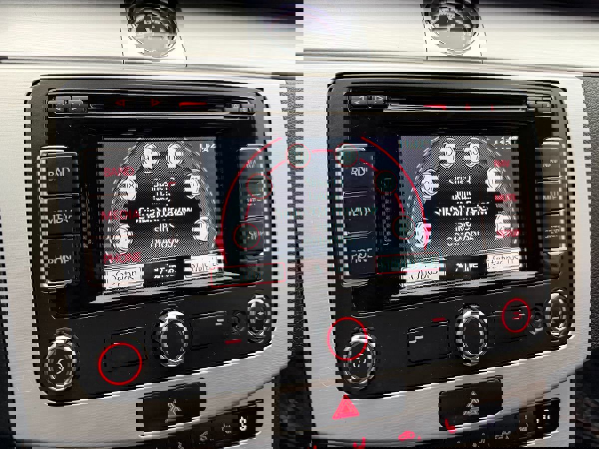 Used 2014 Volkswagen CC R-Line image 14