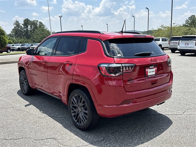 Used 2022 Jeep Compass Limited image 3