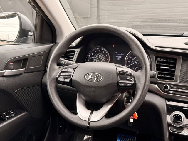 Used 2019 Hyundai Elantra SE w/ Cargo Package FWD image 19