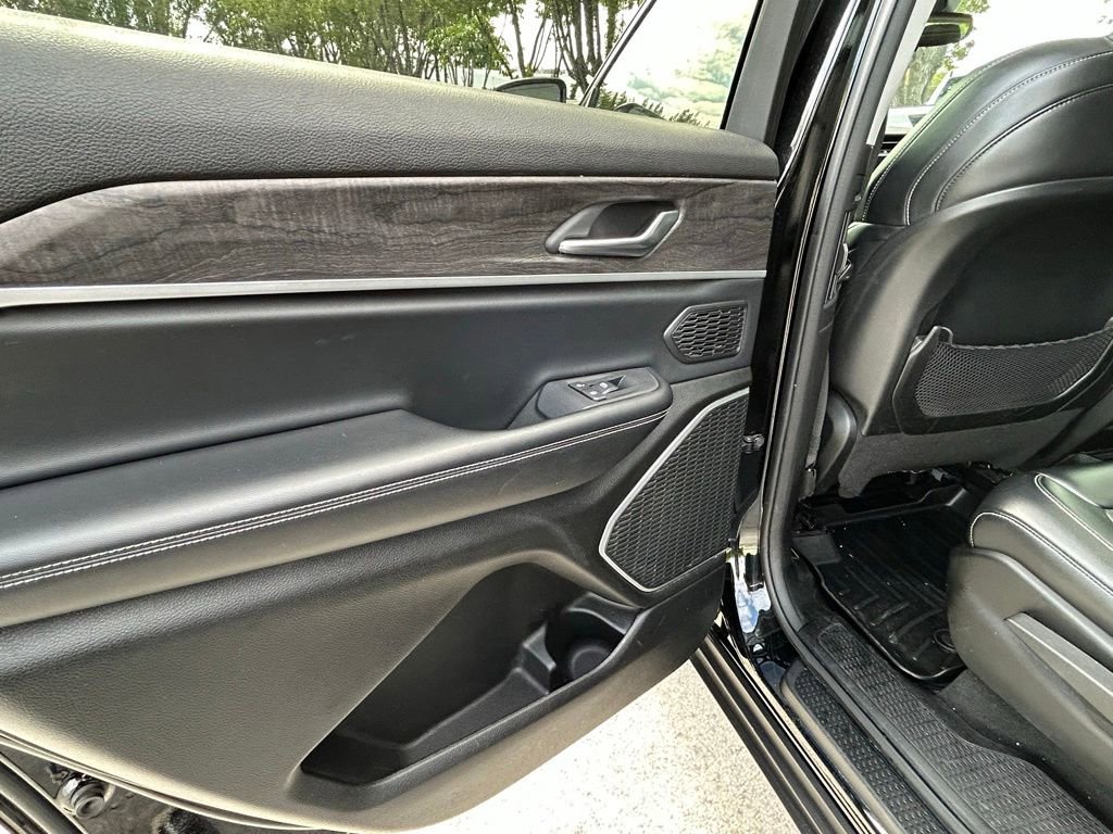 Used 2021 Jeep Grand Cherokee L Limited image 49