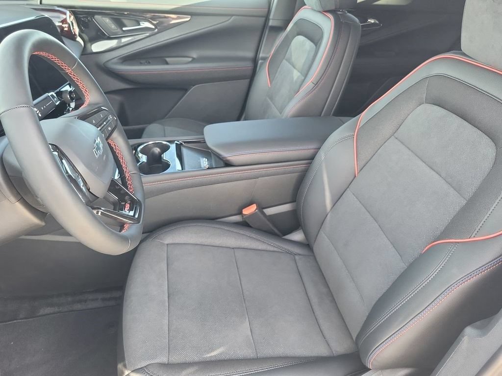 New 2026 Chevrolet Blazer EV RS AWD/4WD image 25