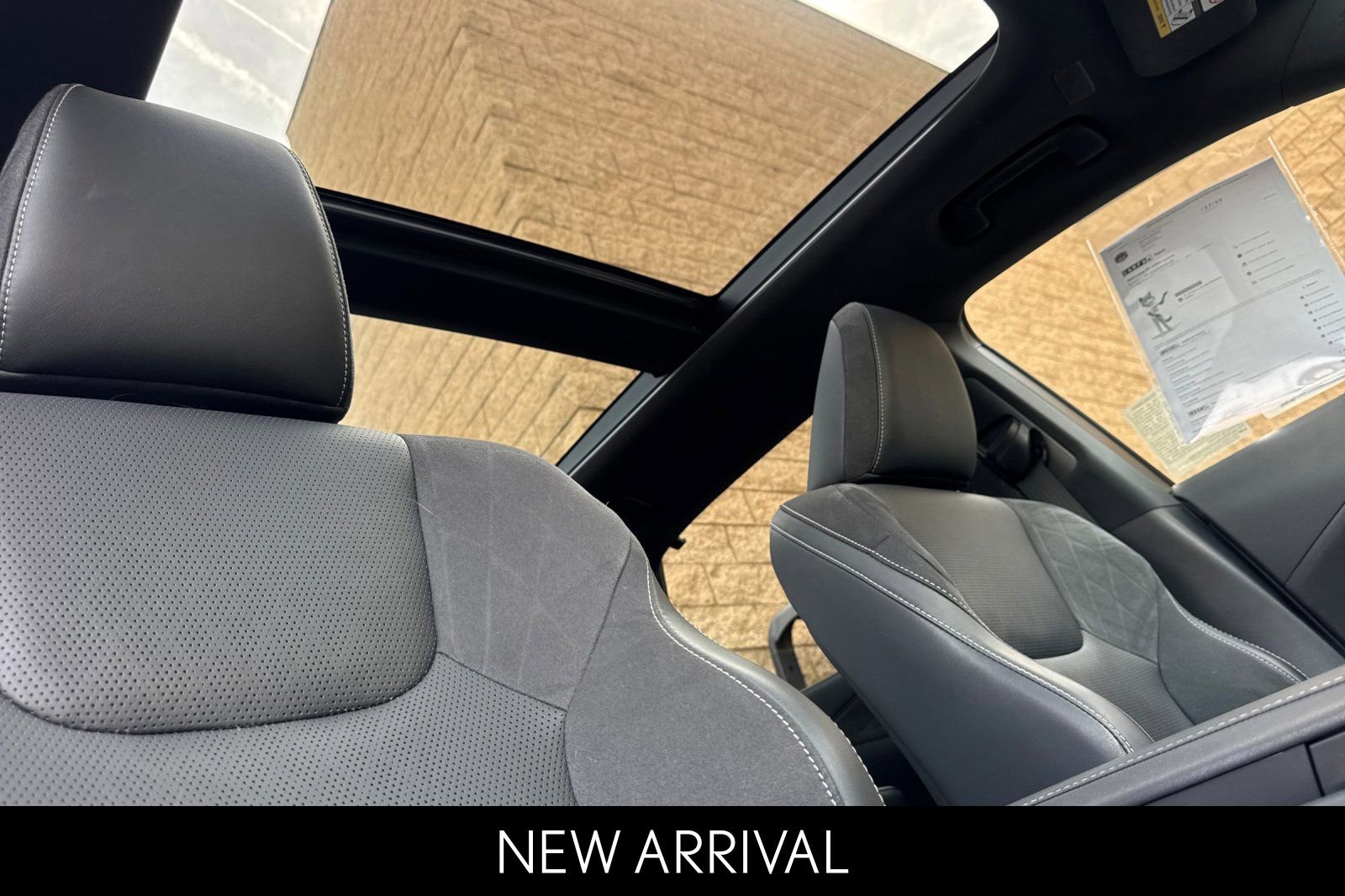 Certified 2024 Lexus RX 450h AWD w/ Convenience Package image 20