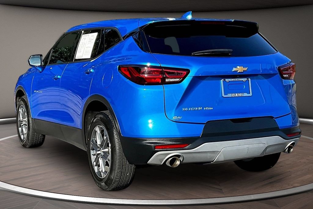 Used 2025 Chevrolet Blazer LT AWD/4WD image 4