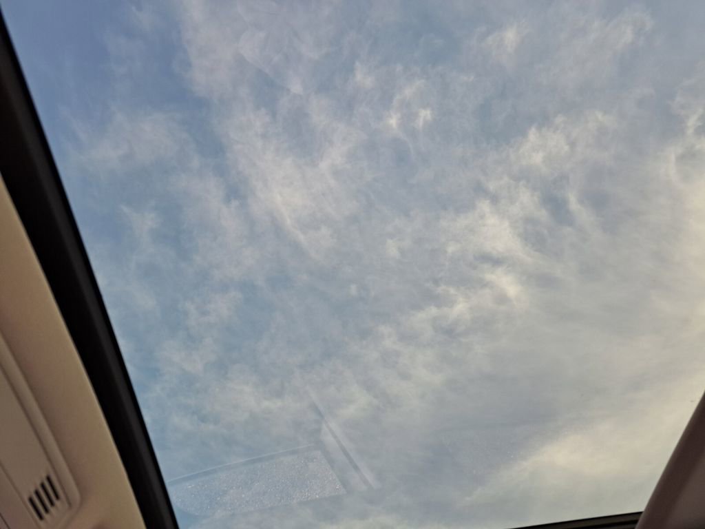 New 2026 Volkswagen Taos SE image 17