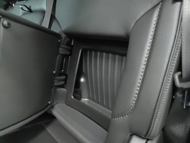 Used 2024 GMC Sierra 1500 Denali image 11