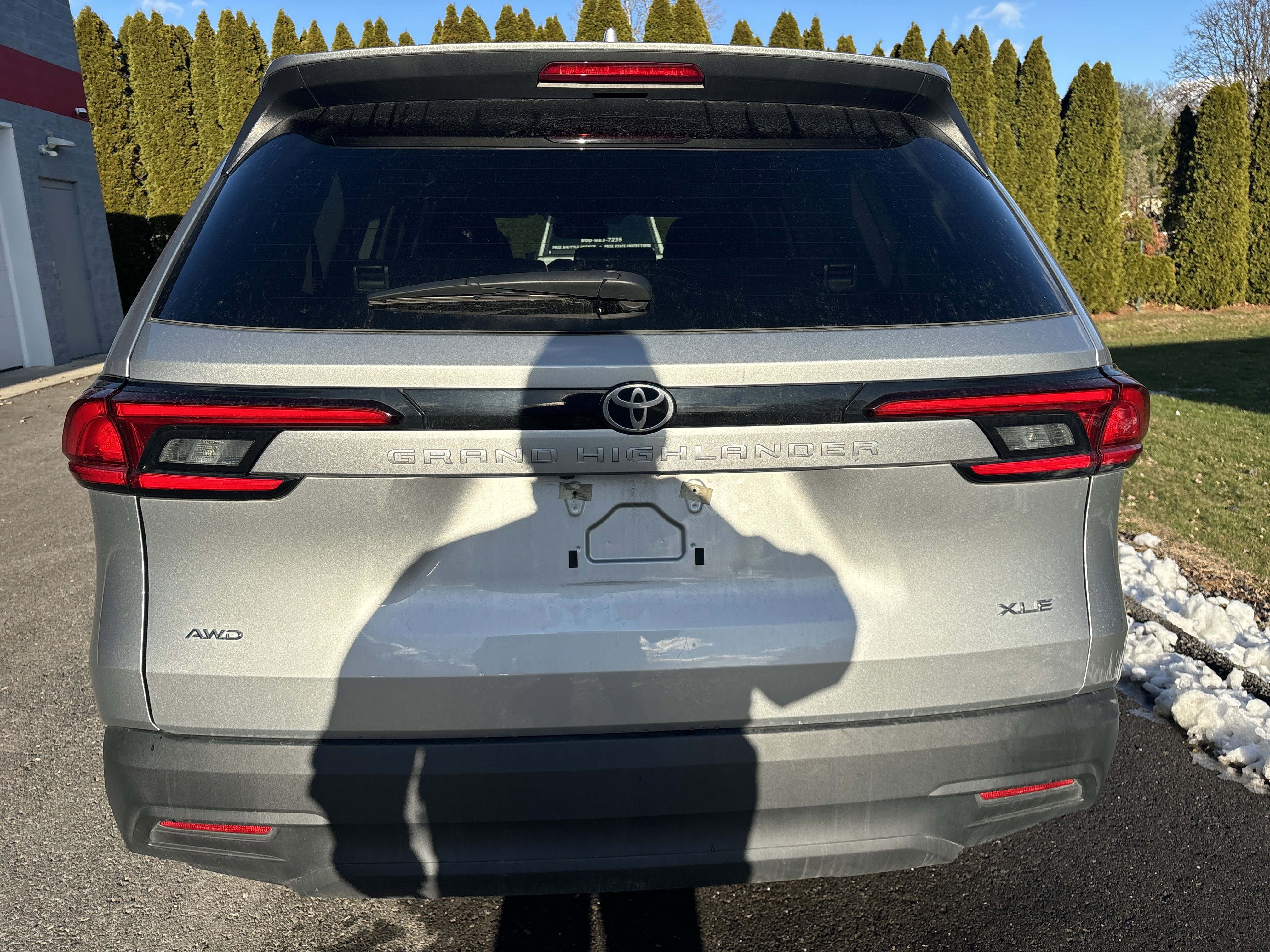 Used 2025 Toyota Grand Highlander AWD image 4