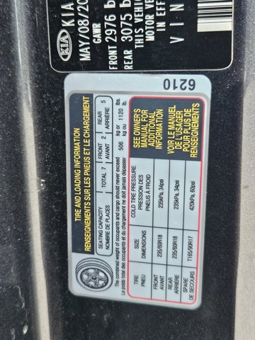 Used 2020 Kia Sorento LX image 14