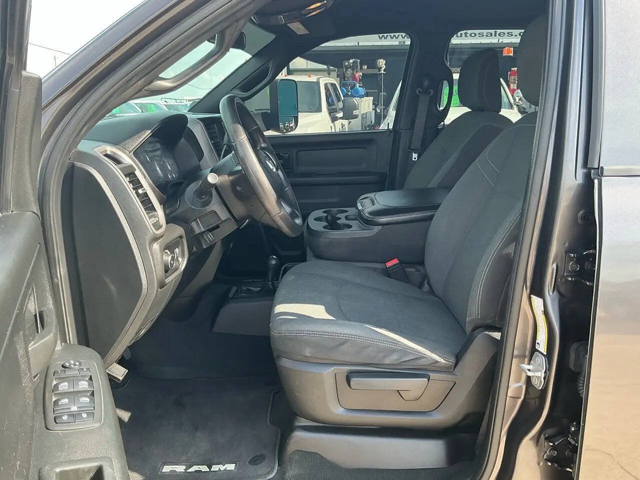 Used 2022 RAM 3500 Tradesman AWD/4WD image 21