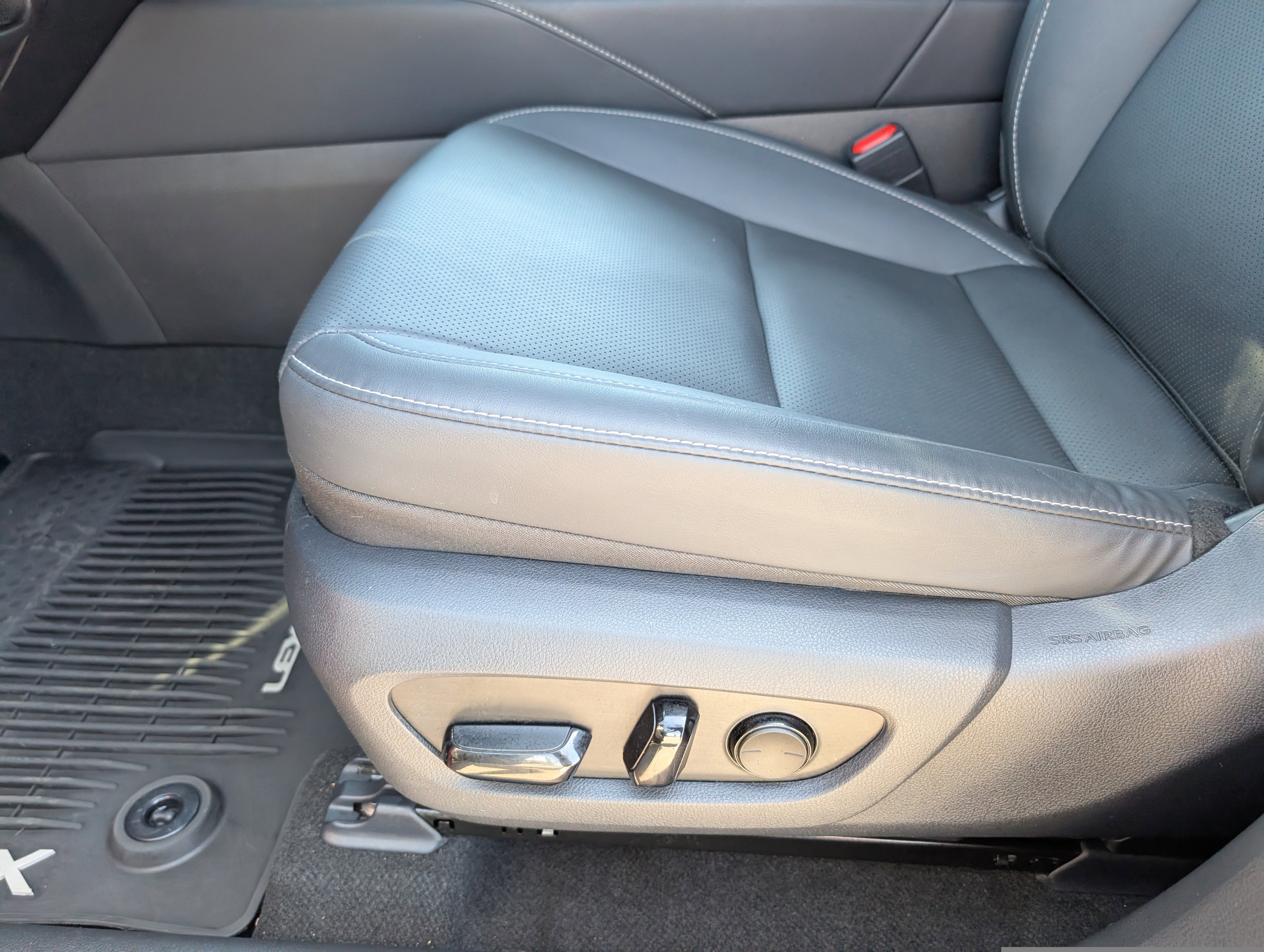 Used 2025 Lexus RX 350 FWD w/ Technology Package image 7