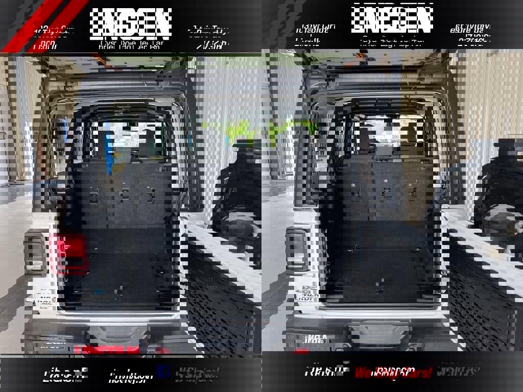 Used 2024 Jeep Wrangler Sport S image 9