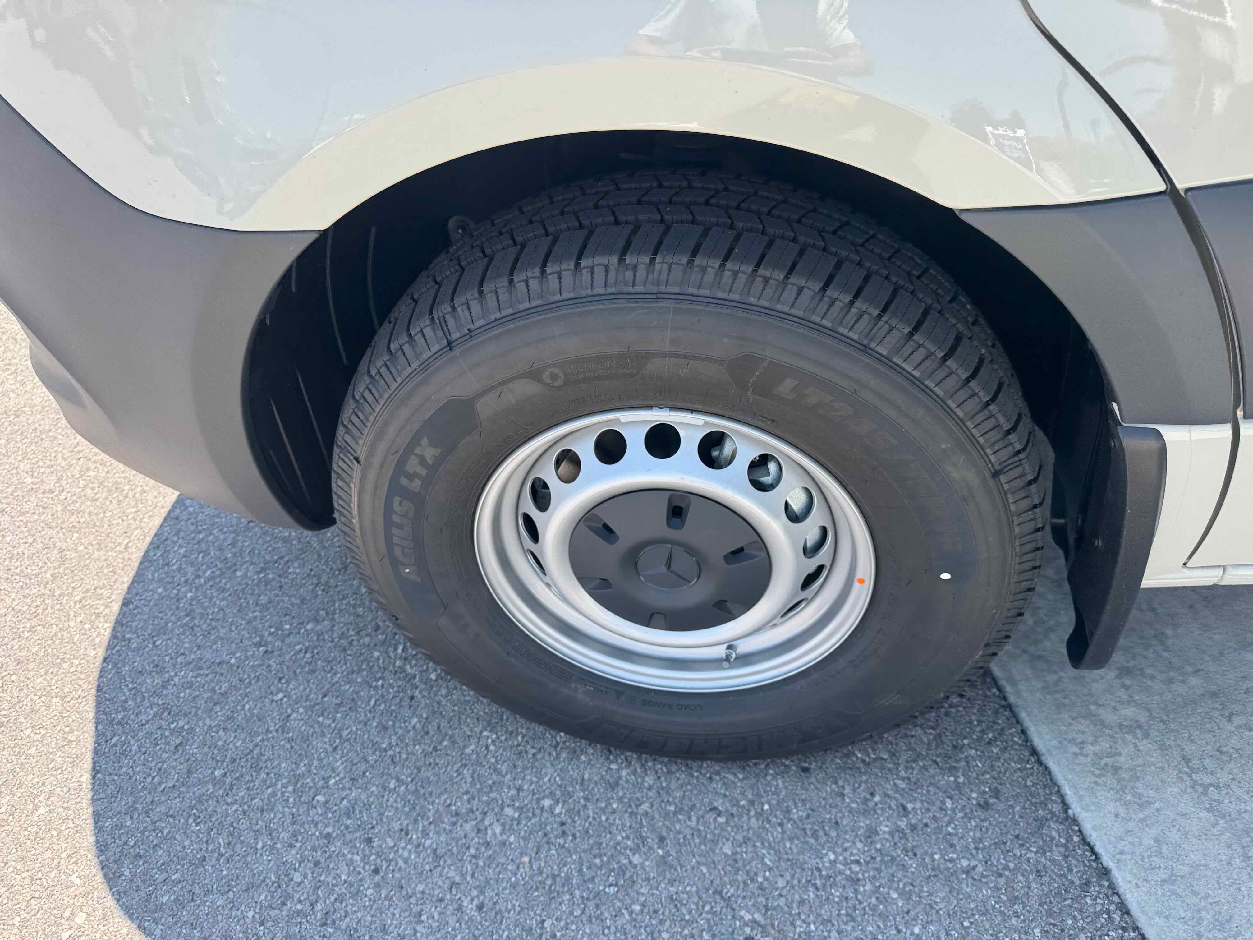 New 2025 Mercedes-Benz Sprinter 2500 image 14