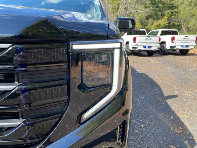 New 2026 GMC Sierra 1500 Elevation w/ Elevation Premium Package image 10