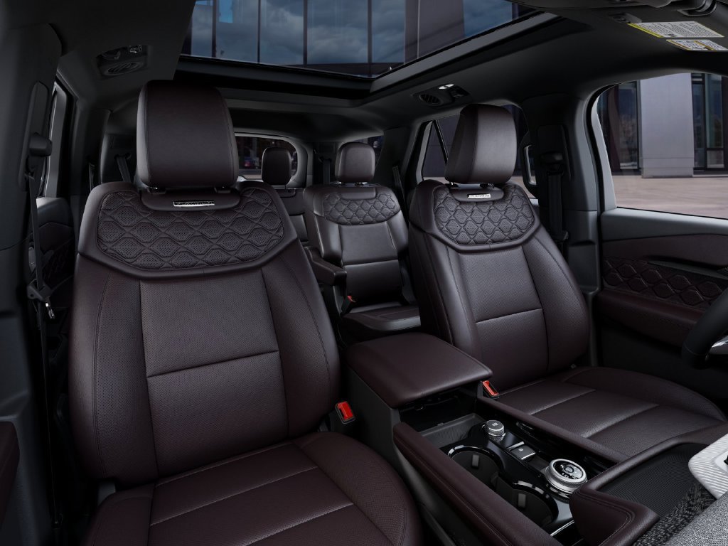 New 2027 Ford Explorer Platinum w/ LUX Leather Package AWD/4WD image 11