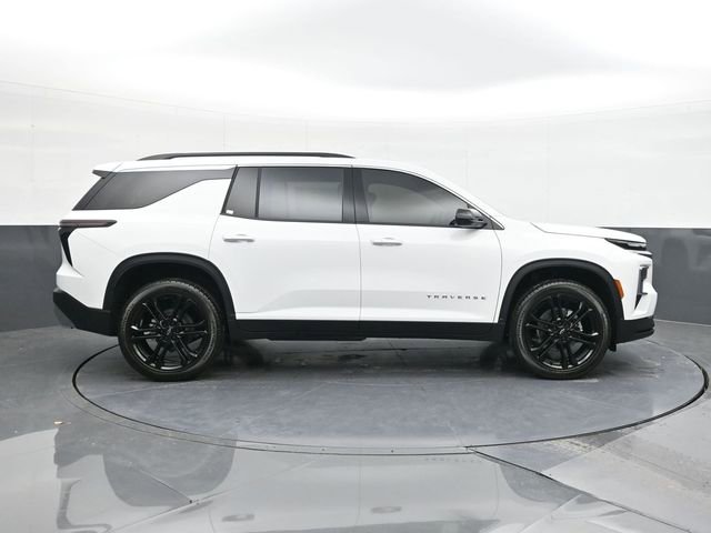 New 2026 Chevrolet Traverse LT w/ LPO, Floor Liner Package image 16