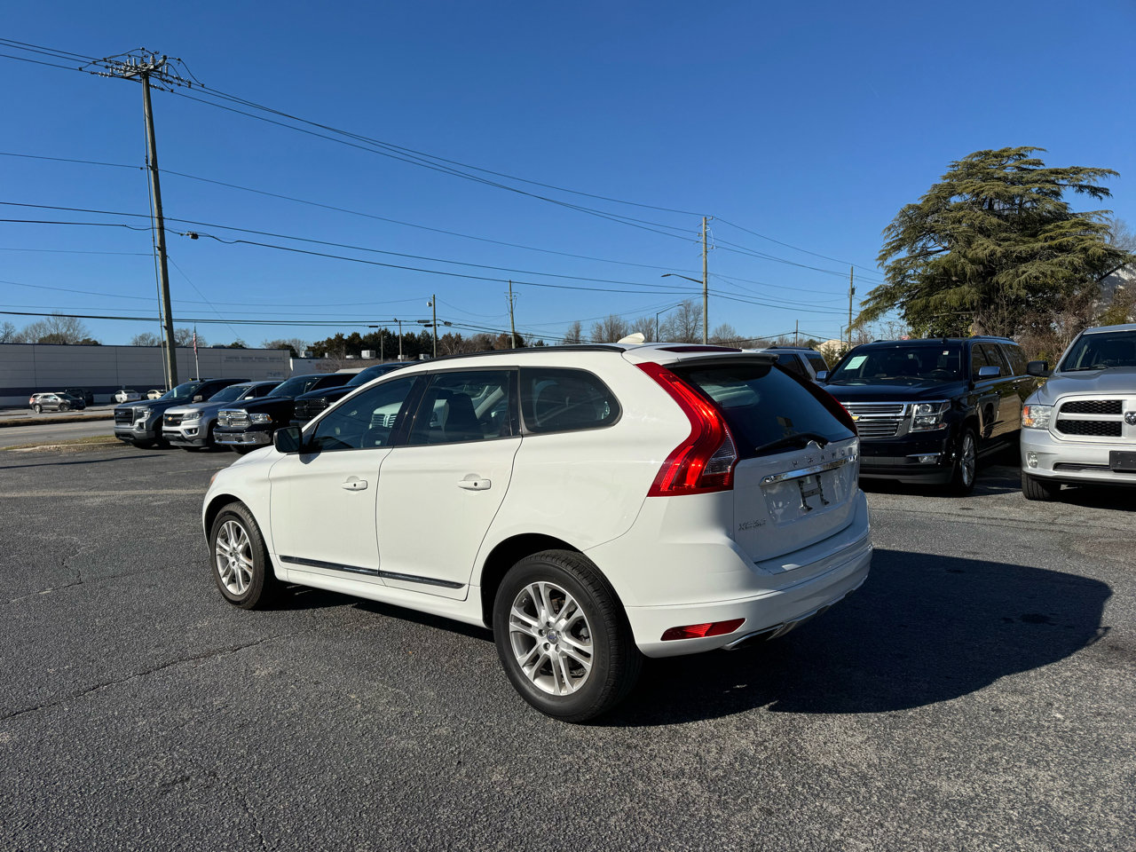Used 2015 Volvo XC60 T5 image 2