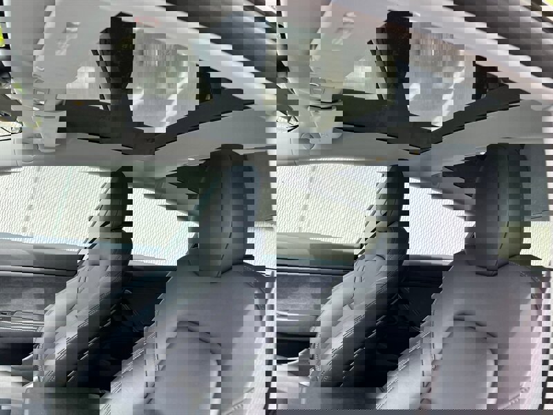 Used 2018 Tesla Model 3 Mid Range RWD image 18