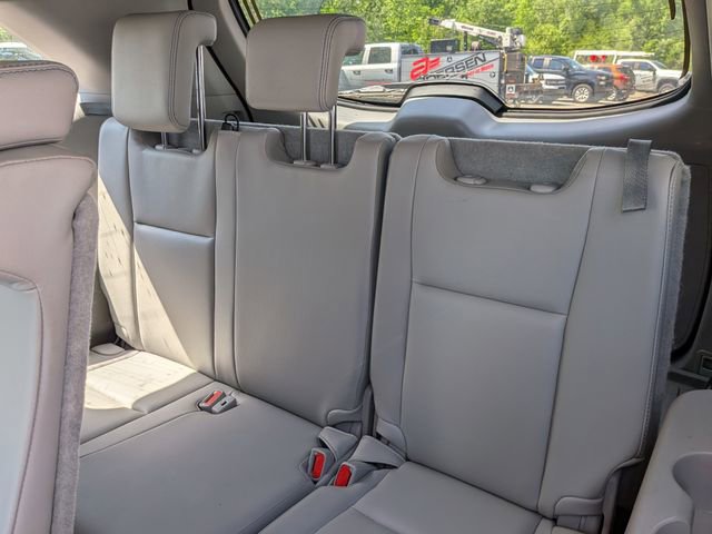 Used 2018 Toyota Highlander XLE AWD/4WD image 17