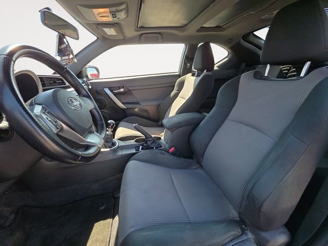 Used 2016 Scion tC image 9