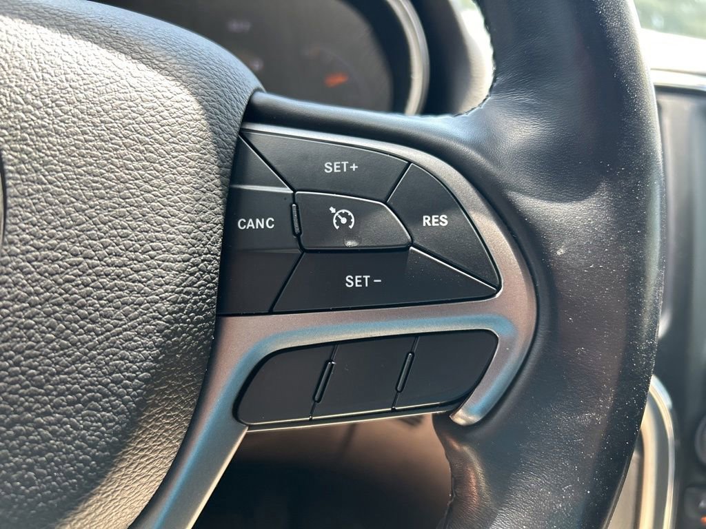 Used 2021 Jeep Grand Cherokee Freedom Edition RWD image 28