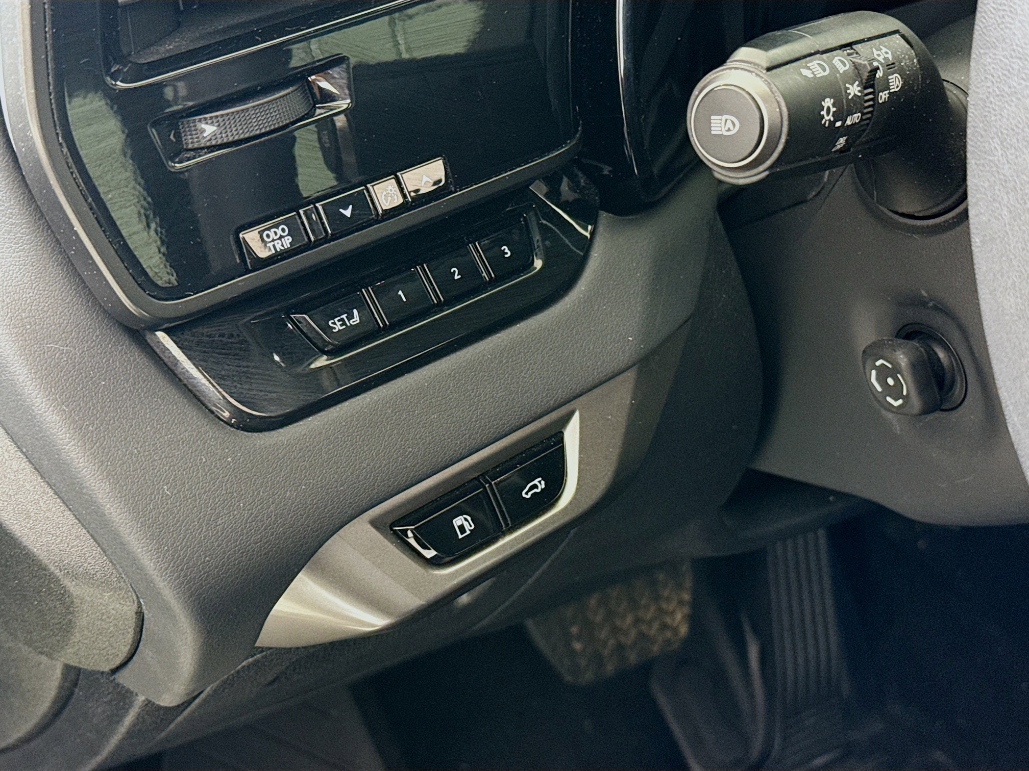 Used 2024 Lexus RX 350 Premium w/ Convenience Package image 10