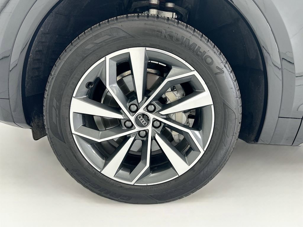Certified 2023 Audi Q5 2.0T Premium Plus w/ Premium Plus Package image 29